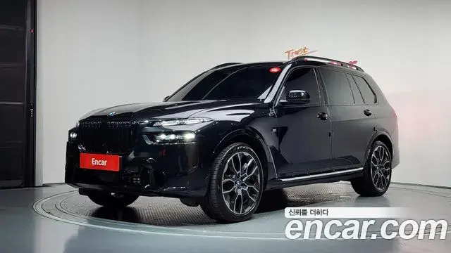 BMW X7 xDrive 40i M Sport 6STR 2025