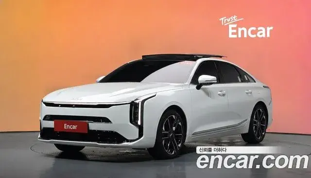 Kia K8 Signature 2025