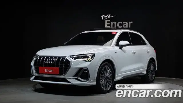 Audi Q3 35 TDI Premium 2022