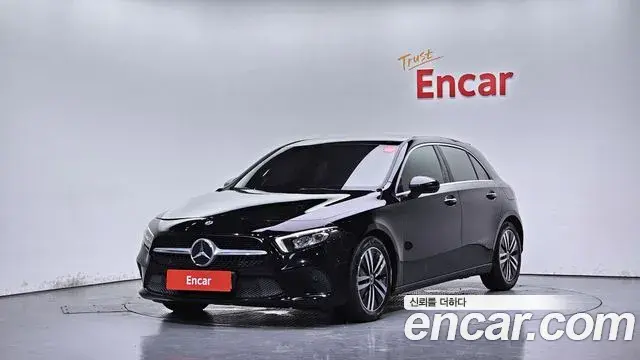 Mercedes-Benz A-Class A220 Hatchback 2021