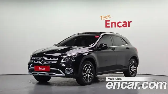 Mercedes-Benz GLA-Class GLA220 Premium 2019