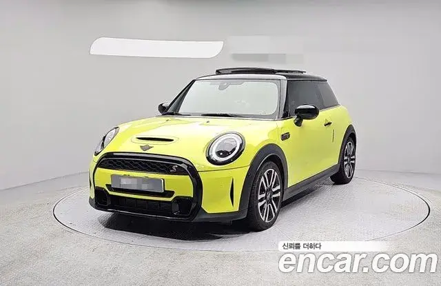 Mini Cooper Classic Third Generation 2024