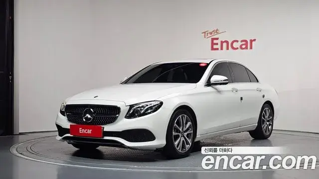 Mercedes-Benz E-Class E300 4MATIC Avnatgarde 2019