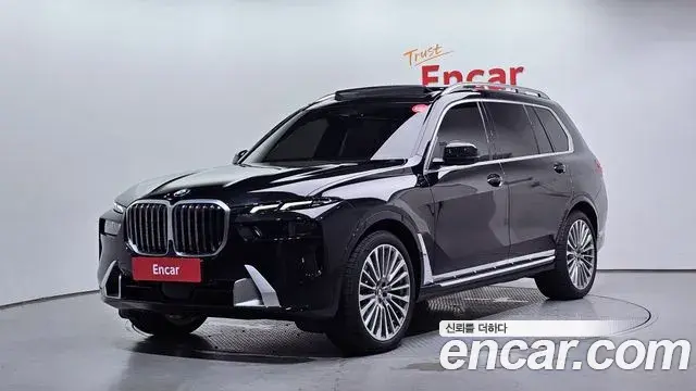 BMW X7 xDrive 40i Design Pure Excellence 6-Seater 2024
