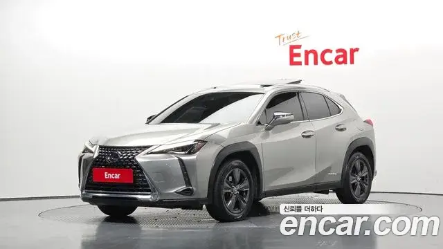 Lexus UX 2.0 2WD 2019