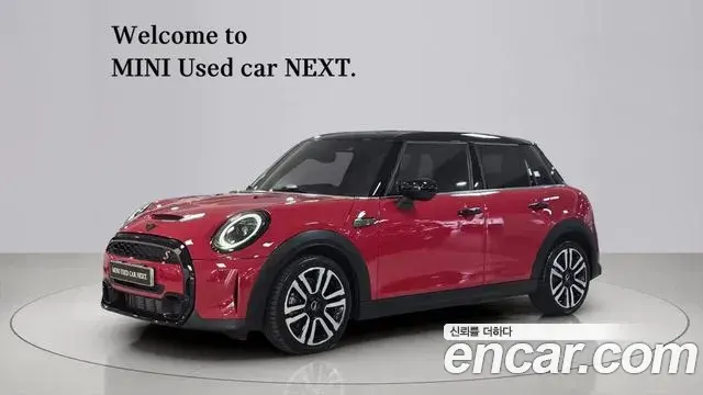 Mini Cooper 5Door Classic Third Generation 2024