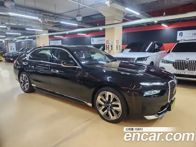 BMW 7-Series 750e xDrive Design Pure Excellence 2024