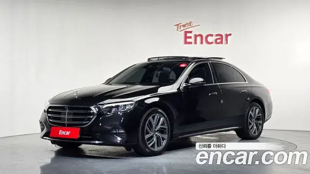 Mercedes-Benz E-Class E220d 4MATIC Exclusive 2024