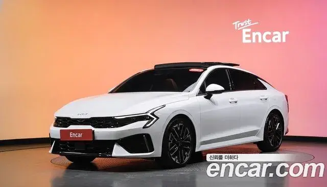 Kia K5 1.6 Turbo Signature 2025