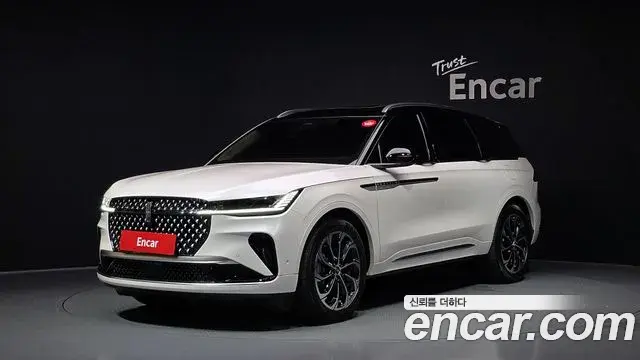 Lincoln Nautilus 2.0 Reserve AWD 2024