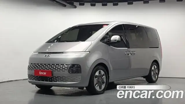 Hyundai Staria Tourer 11-Seater Modern 2021