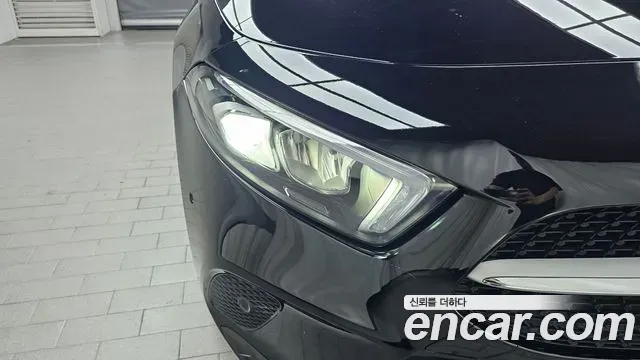 Mercedes-Benz A-Class A220 Sedan 2021 — фото 22