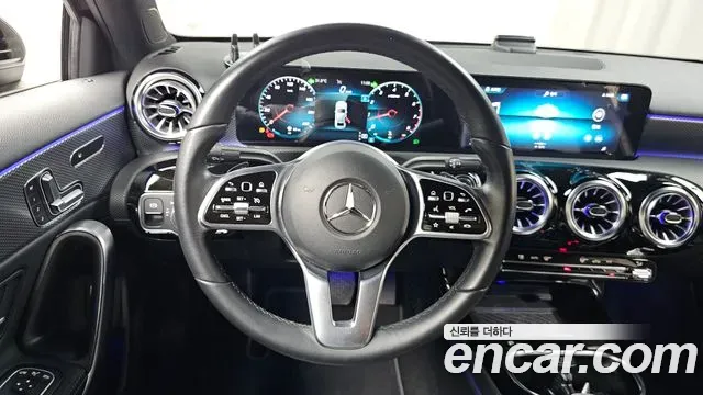 Mercedes-Benz A-Class A220 Sedan 2021 — фото 13