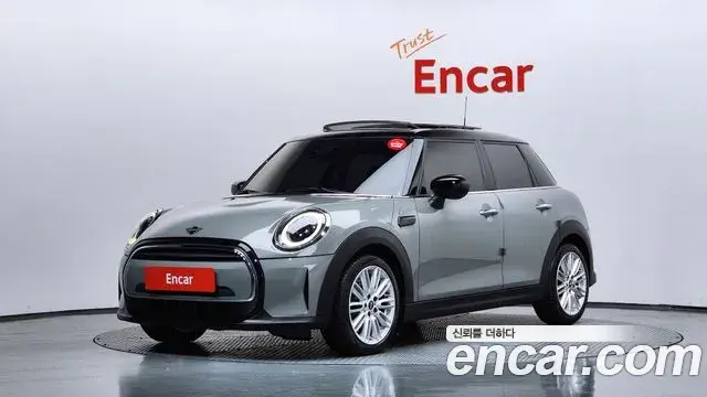 Mini Cooper 5-Door Classic Plus 3rd 2021