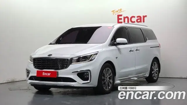 Kia Carnival 9-Seater Noblesse 2019