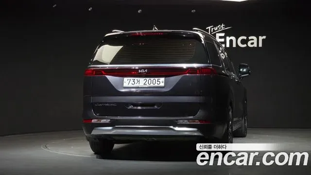 Kia Carnival Diesel 11-Seater Signature 2020 — фото 4