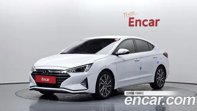 Hyundai AVANTE 1.6 Style 2019