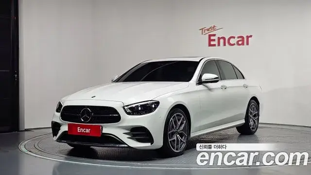 Mercedes-Benz E-Class E220d 4MATIC AMG Line 2023
