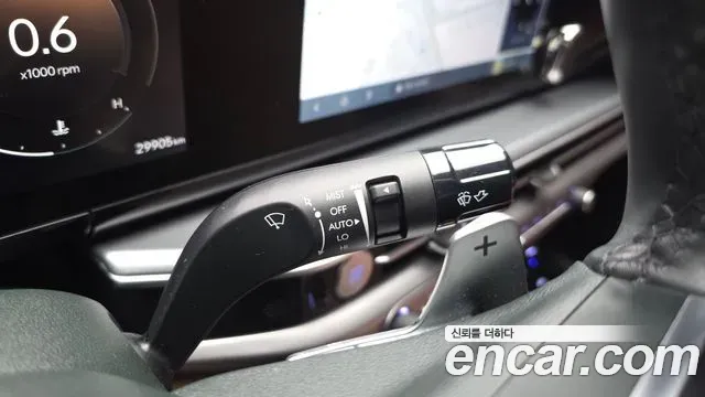 Hyundai Grandeur 2,5 Gasoline 2WD Premium 2023 — фото 31