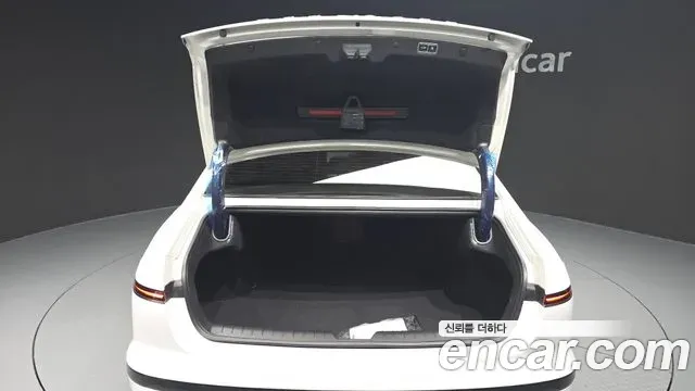 Hyundai Grandeur 2,5 Gasoline 2WD Premium 2023 — фото 20