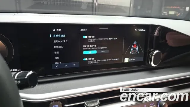 Hyundai Grandeur 2,5 Gasoline 2WD Premium 2023 — фото 15
