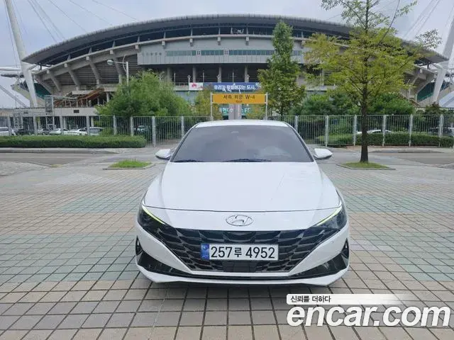 Hyundai AVANTE 1.6 Modern 2022