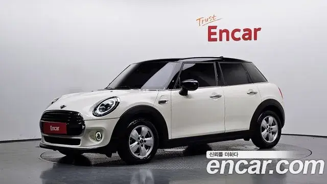 Mini Cooper 5Door Standard 3rd 2019