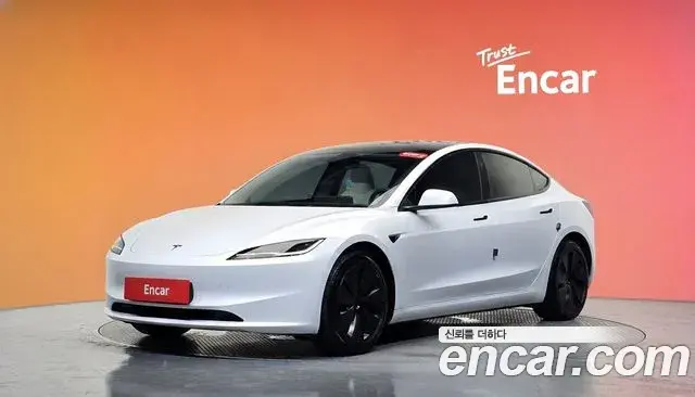 Tesla Model 3 RWD 2024
