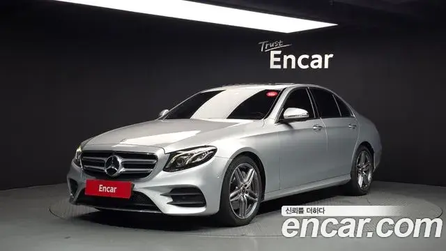 Mercedes-Benz E-Class E300 AMG Line 2019