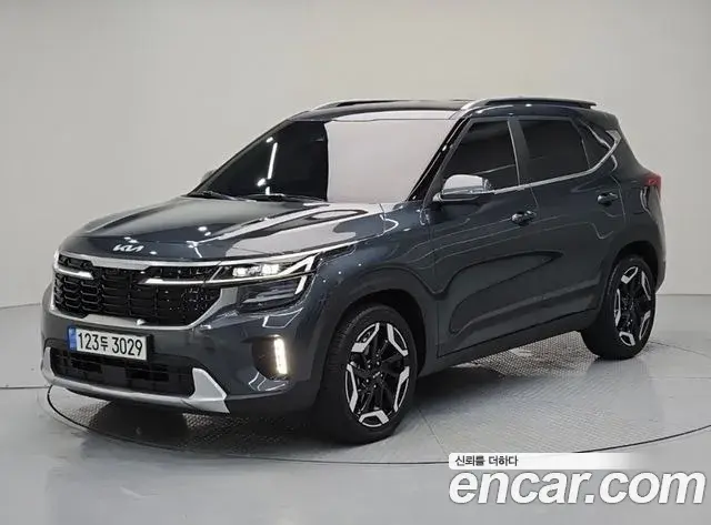 Kia Seltos Gasoline 2.0 2WD Signature 2022
