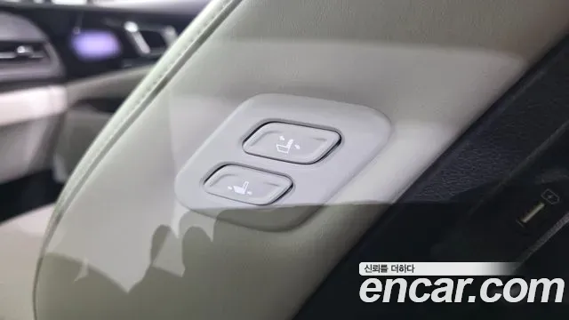 Kia Carnival Diesel 9-Seater Signature 2023 — фото 16
