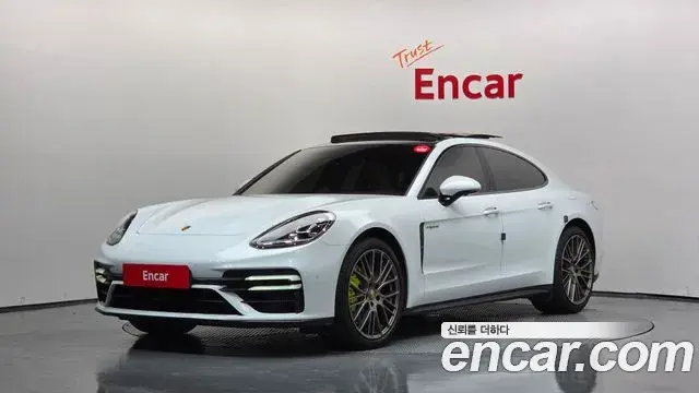 Porsche Panamera 2.9 AWD E-Hybrid Platinum Edition 2023