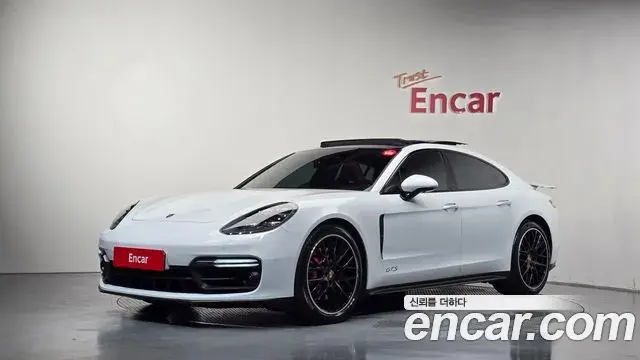 Porsche Panamera 4.0 GTS 2019