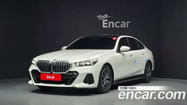 BMW 5-Series 520i M Sport 2025