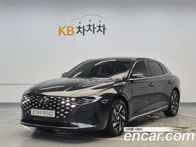 Hyundai Grandeur Premium 2021