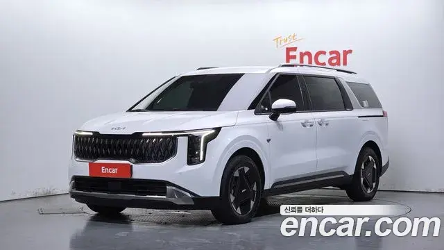 Kia Carnival HEV 9seater Signature 2025