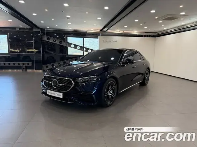 Mercedes-Benz E-Class E300 4MATIC AMG Line 2025