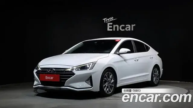 Hyundai AVANTE 1.6 Style 2019