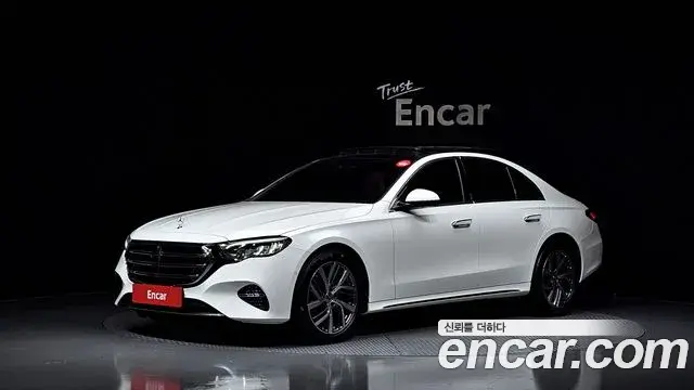 Mercedes-Benz E-Class E220d 4MATIC Exclusive 2024