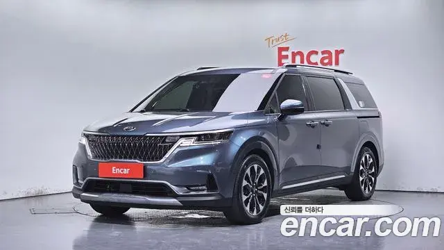 Kia Carnival Gasoline 9-Seater Signature 2021