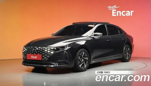 Hyundai Grandeur Le Blanc 2022
