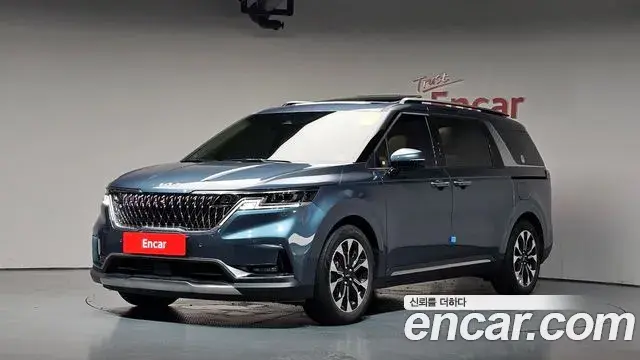 Kia Carnival Gasoline 9-Seater Signature 2022