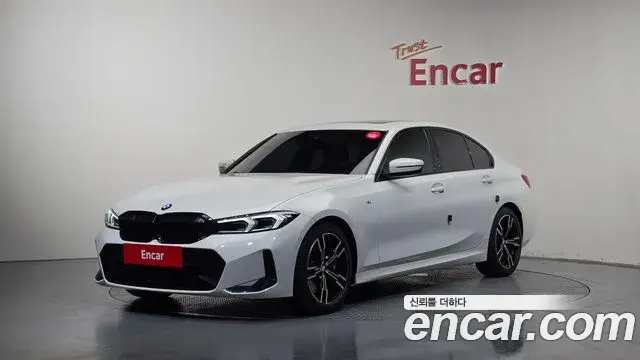 BMW 3-Series 320i M Sport 2025