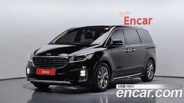 Kia Carnival 9-Seater Noblesse 2019