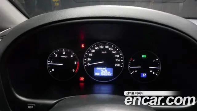 Hyundai Starex Van 3-Seater Smart 2019 — фото 8