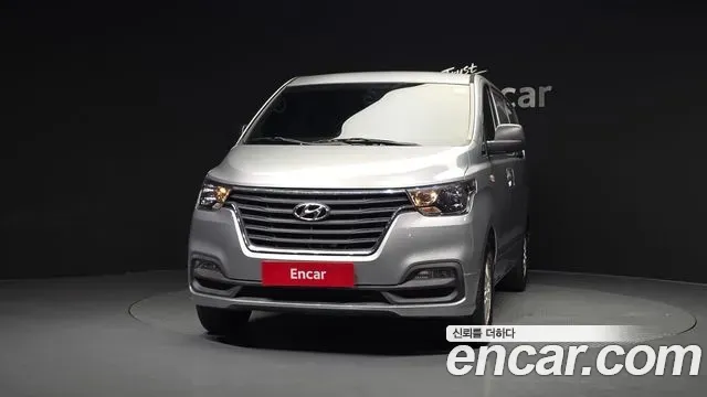 Hyundai Starex Van 3-Seater Smart 2019 — фото 3