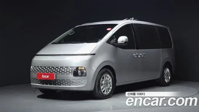 Hyundai Staria HEV 1.6 Tourer 11-Seater Modern 2025