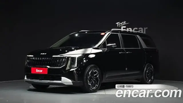 Kia Carnival Diesel 9-Seater Prestige 2024