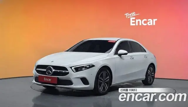Mercedes-Benz A-Class A220 Sedan 2021