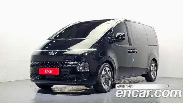 Hyundai Staria 4WD Tourer 11-Seater Modern 2022